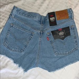 Levi’s high rise shorts